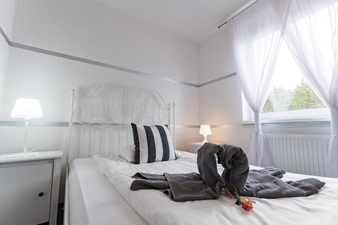 Hotel Zajazdu W Ostrzeszowie Esterno foto